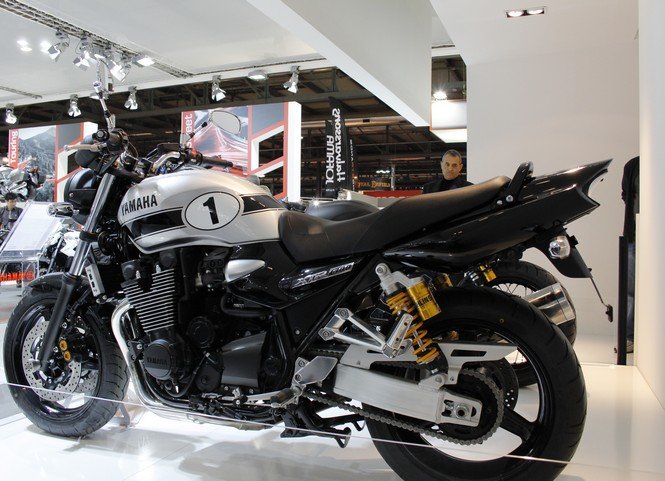 XJR1300