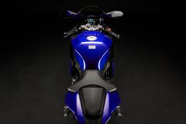 Supersport Yamaha R9